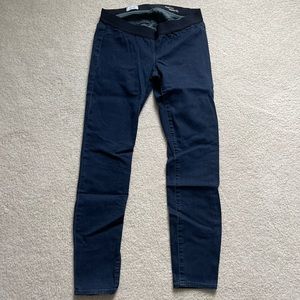Gap 1969 True Skinny Stretch Maternity Jeans Size 27 Regular. Dark Blue